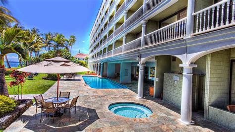 Lahaina shores beach resort - Enjoy spacious condos with full kitchens and ocean views at this historic Lahaina resort. Explore the nearby attractions, activities and culture of Maui's capital town. 